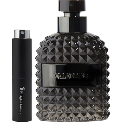 Valentino Uomo Intense bottle detail